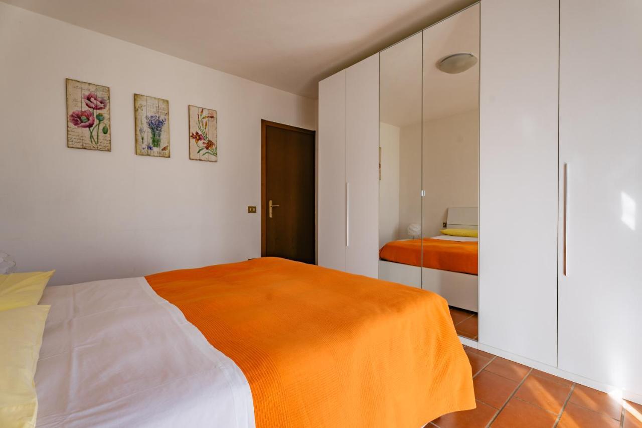 Mary Rose Apartments Oliveto Lario Bagian luar foto