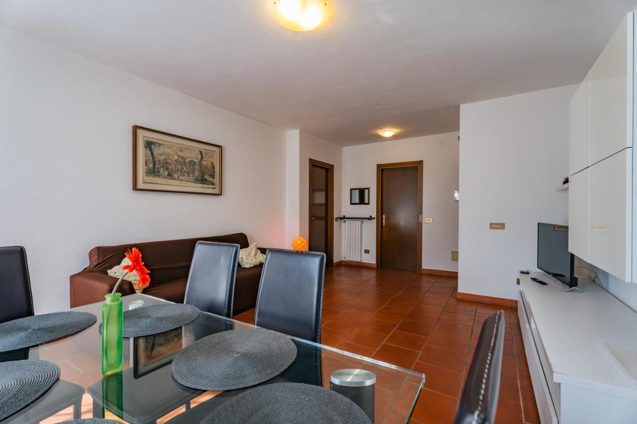 Mary Rose Apartments Oliveto Lario Bagian luar foto