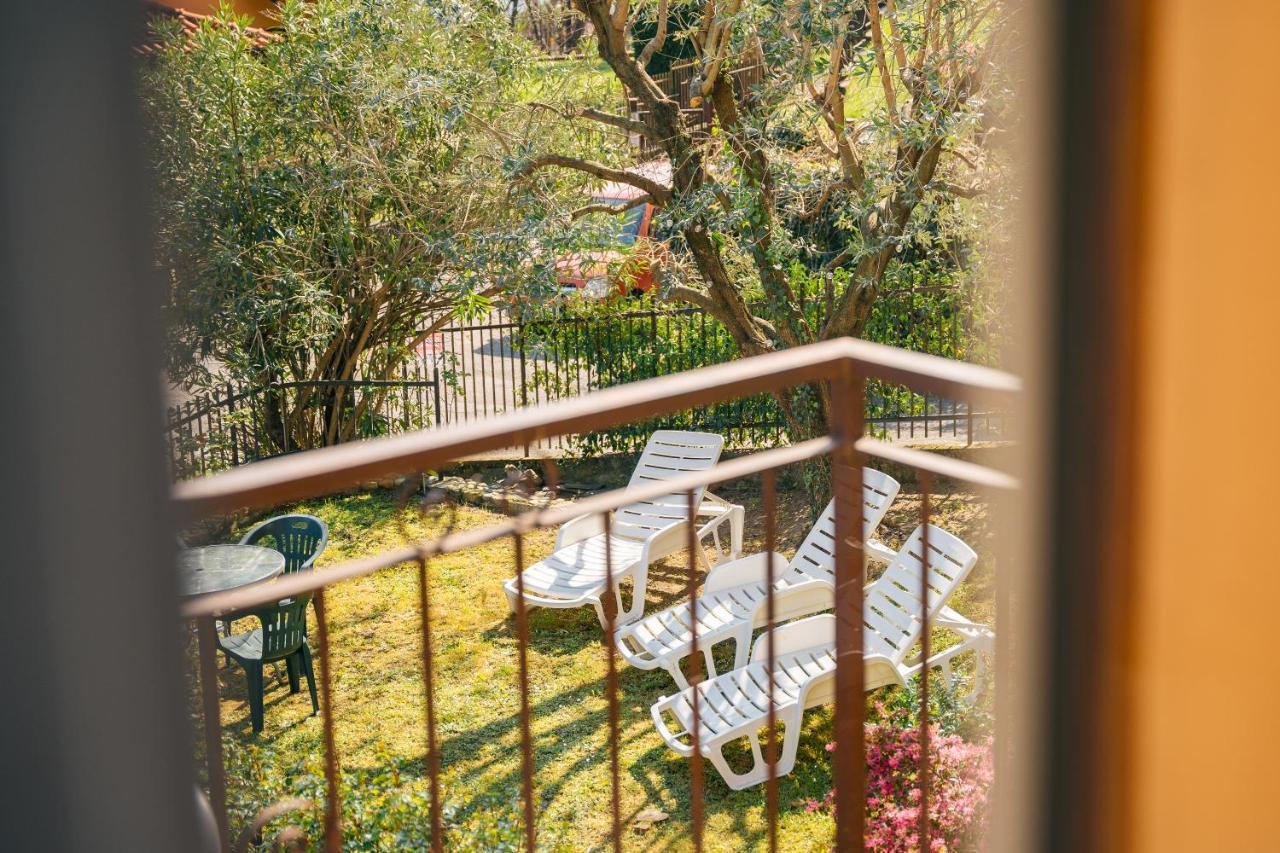 Mary Rose Apartments Oliveto Lario Bagian luar foto