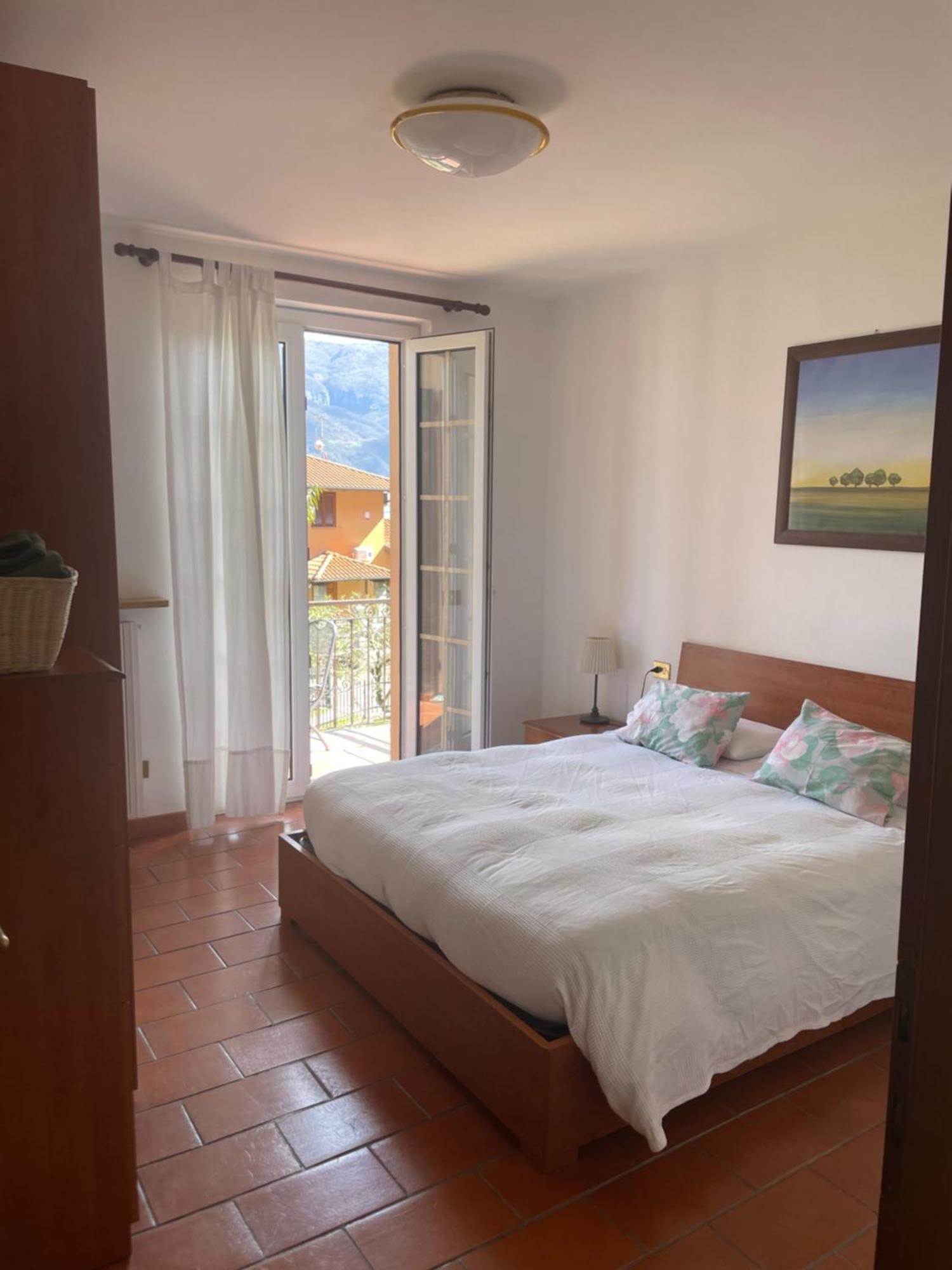 Mary Rose Apartments Oliveto Lario Bagian luar foto